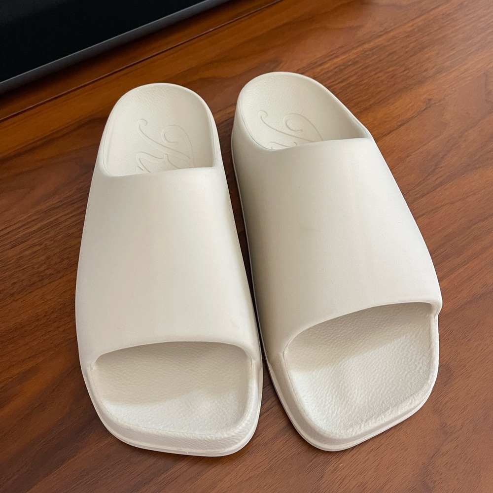 KHAITE slides - Picture 2 of 4